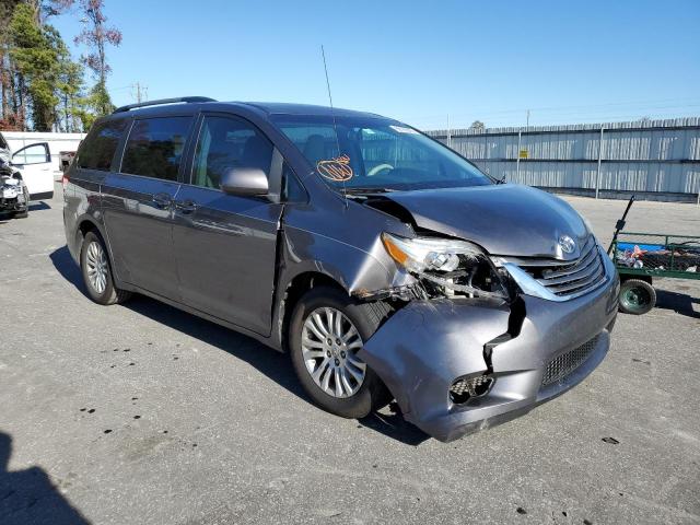 Photo 4 from auction – 2014 TOYOTA SIENNA XLE with VIN 5TDYK3DC0ES406934