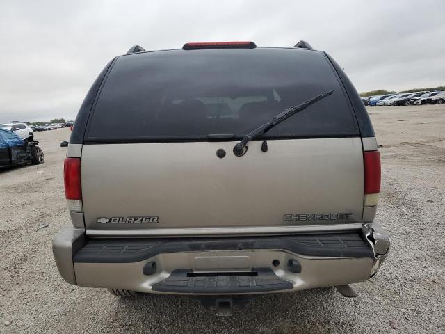 Фото 6 с аукциона – 2001 CHEVROLET BLAZER с VIN 1GNCS13W41K153832