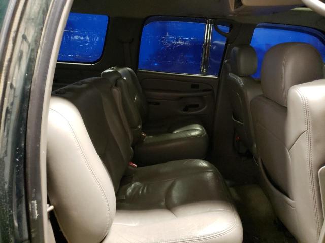 Photo 11 from auction – 2004 CHEVROLET SUBURBAN K with VIN 3GNFK16T04G237477
