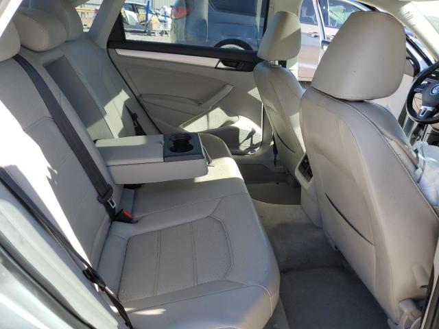Photo 10 from auction – 2013 VOLKSWAGEN PASSAT SE with VIN 1VWBN7A31DC067008