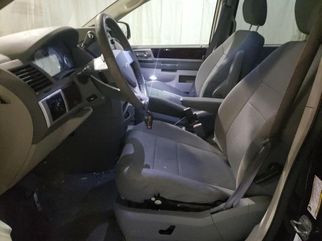 Photo 7 from auction – 2010 CHRYSLER TOWN & COU with VIN 2A4RR5D10AR152052