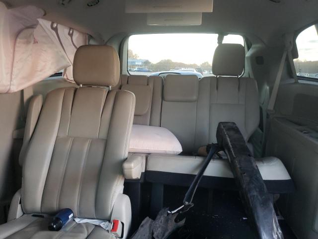 Photo 10 from auction – 2016 CHRYSLER TOWN & COU with VIN 2C4RC1AG9GR142282