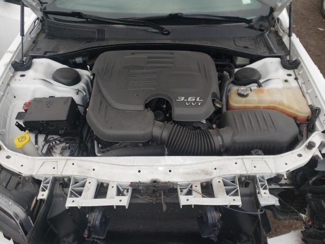 Photo 11 from auction – 2019 CHRYSLER 300 S with VIN 2C3CCAGG4KH635237