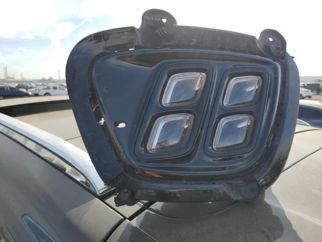 Photo 13 from auction – 2016 KIA SORENTO SX with VIN 5XYPKDA14GG116605
