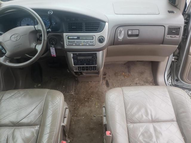 Photo 8 from auction – 2001 TOYOTA SIENNA LE with VIN 4T3ZF13C01U339405