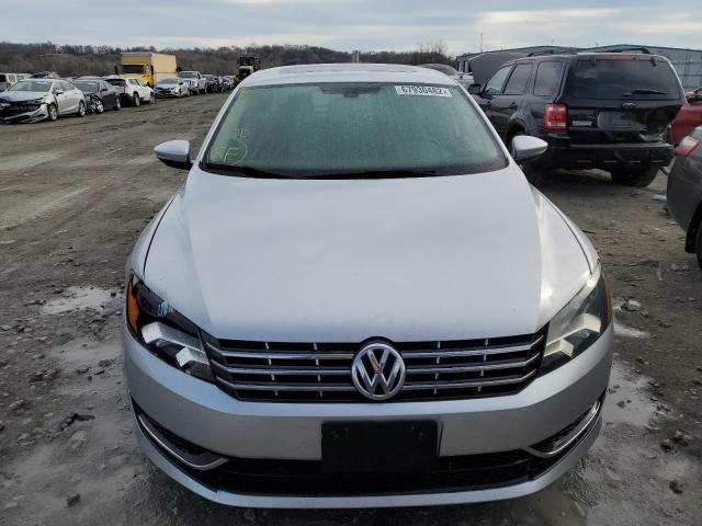 Photo 5 from auction – 2012 VOLKSWAGEN PASSAT SE with VIN 1VWBN7A30CC066012