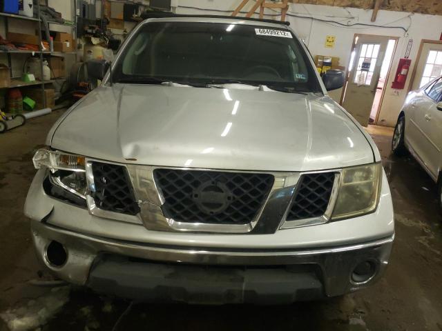 Photo 5 from auction – 2005 NISSAN FRONTIER K with VIN 1N6AD06U85C411653