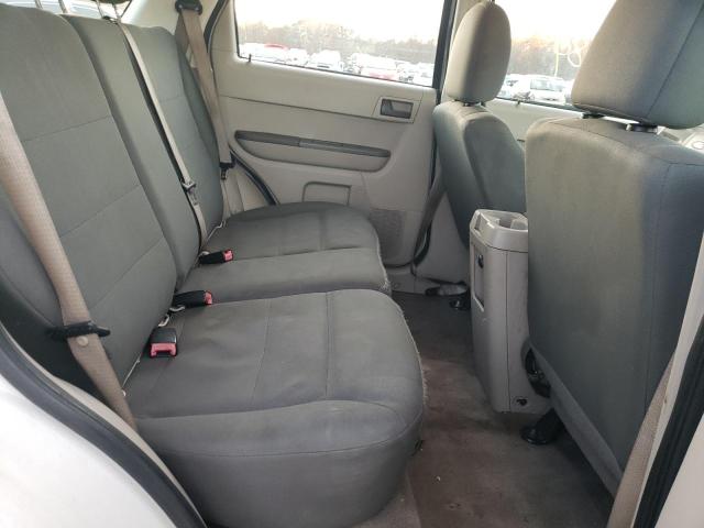 Photo 10 from auction – 2010 FORD ESCAPE XLS with VIN 1FMCU0C79AKA52223