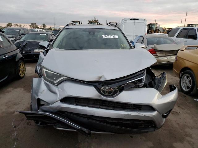 Photo 5 from auction – 2017 TOYOTA RAV4 XLE with VIN 2T3WFREV5HW348823