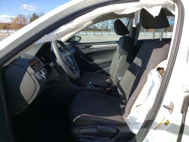 Photo 7 from auction – 2017 VOLKSWAGEN PASSAT S with VIN 1VWAT7A37HC081034