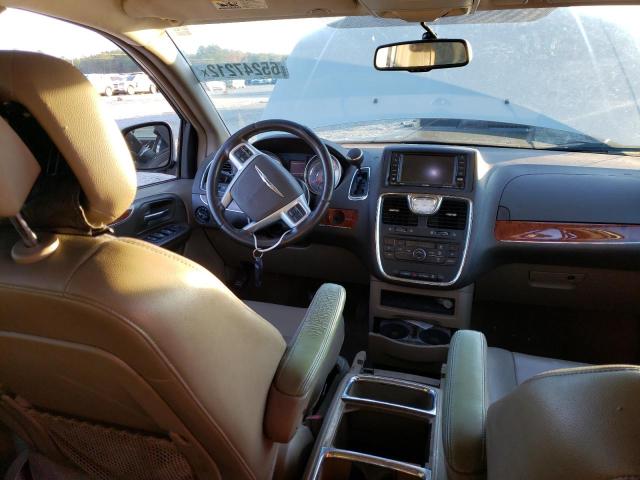 Photo 8 from auction – 2013 CHRYSLER TOWN & COU with VIN 2C4RC1BG8DR565266