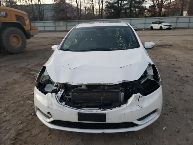 Photo 5 from auction – 2016 KIA FORTE LX with VIN KNAFX4A62G5541240