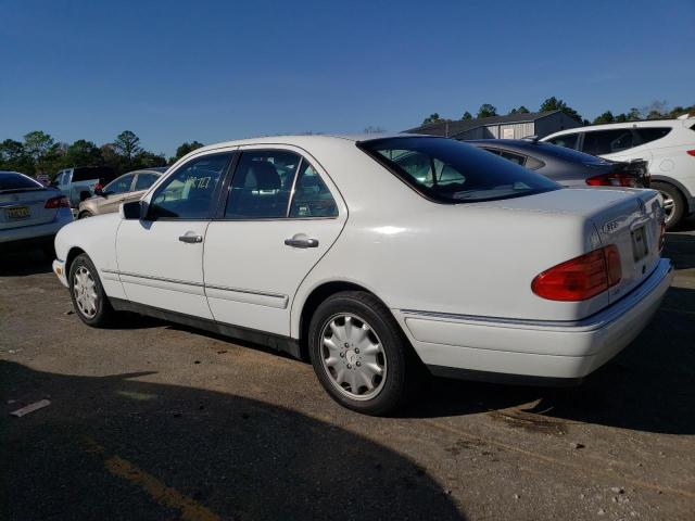 Photo 2 from auction – 1998 MERCEDES-BENZ E 320 with VIN WDBJF65FXWA644416