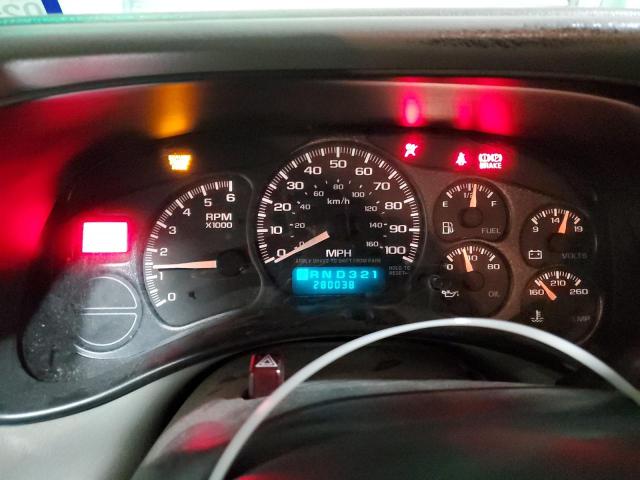 Photo 9 from auction – 2002 CHEVROLET SILVERADO with VIN 2GCEK19T721103653