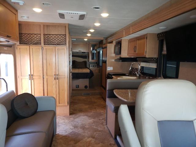 Photo 6 from auction – 2016 FORD F53 with VIN 1F64F5DY4G0A08371