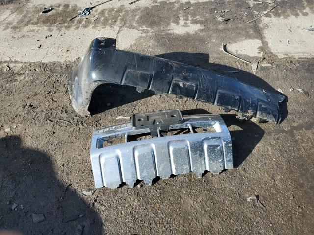Photo 13 from auction – 2010 FORD ESCAPE LIM with VIN 1FMCU0EG3AKC95443