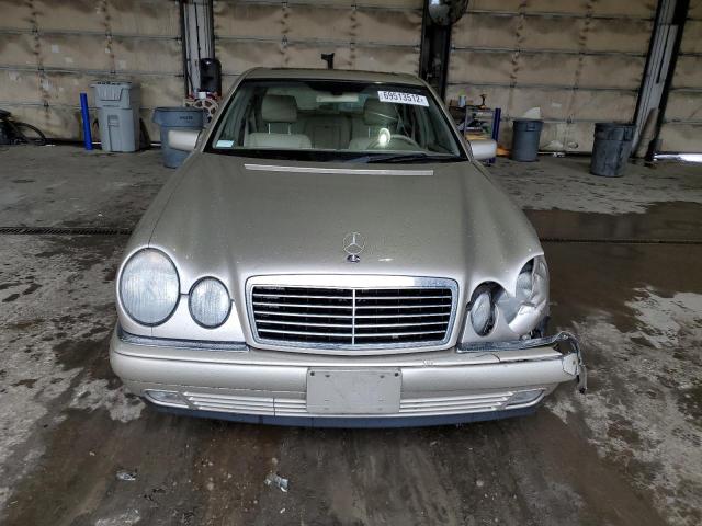 Photo 5 from auction – 1998 MERCEDES-BENZ E 320 4MAT with VIN WDBJF82FXWX011329