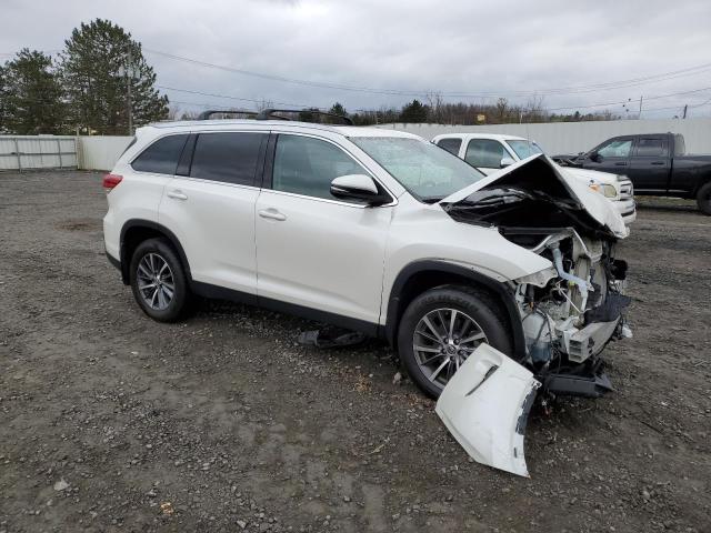 Photo 4 from auction – 2019 TOYOTA HIGHLANDER with VIN 5TDJZRFH9KS592557