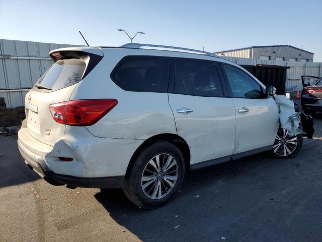 Photo 3 from auction – 2017 NISSAN PATHFINDER with VIN 5N1DR2MMXHC617749