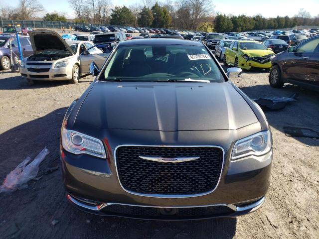 Photo 5 from auction – 2017 CHRYSLER 300C with VIN 2C3CCAET2HH526817