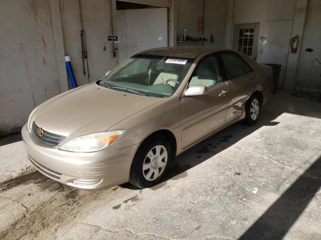 TOYOTA CAMRY LE 2002 with VIN 4T1BE32K42U042379 - Photo from auction