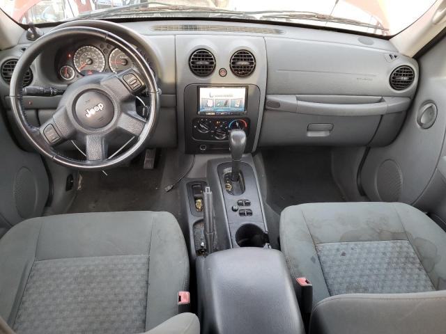 Photo 8 from auction – 2005 JEEP LIBERTY SP with VIN 1J4GK48K05W549010
