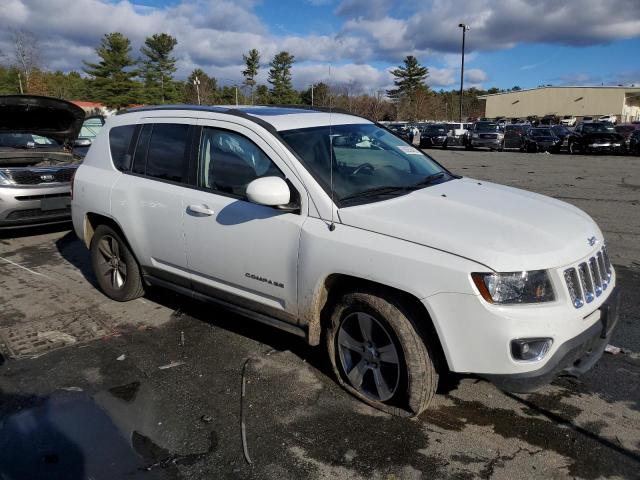 Photo 4 from auction – 2017 JEEP COMPASS LA with VIN 1C4NJDEB0HD177821