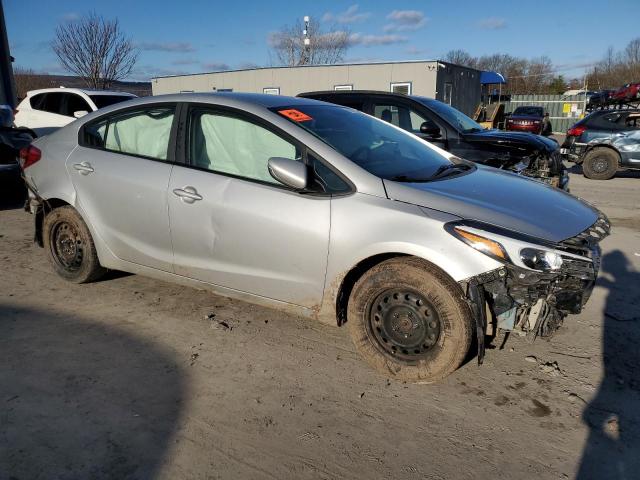 Photo 4 from auction – 2017 KIA FORTE LX with VIN 3KPFK4A77HE010681