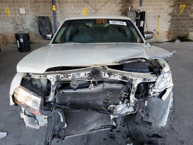 Photo 5 from auction – 2005 CHRYSLER 300 TOURIN with VIN 2C3JA53G85H572447