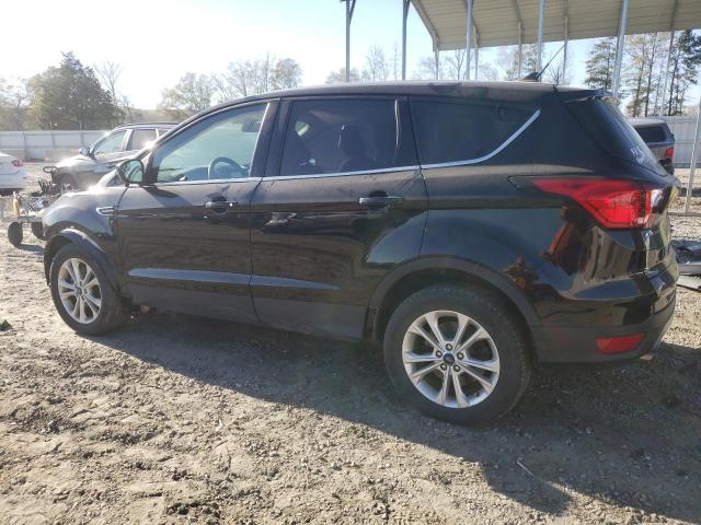 Photo 2 from auction – 2019 FORD ESCAPE SE with VIN 1FMCU9GD7KUB46238