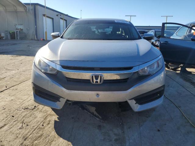 Photo 5 from auction – 2018 HONDA CIVIC LX with VIN 19XFC2F59JE018604