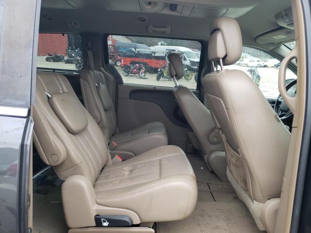 Photo 11 from auction – 2012 CHRYSLER TOWN & COU with VIN 2C4RC1CG5CR100120
