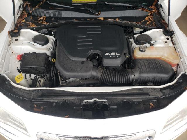 Photo 11 from auction – 2013 CHRYSLER 300 with VIN 2C3CCAAG4DH533982