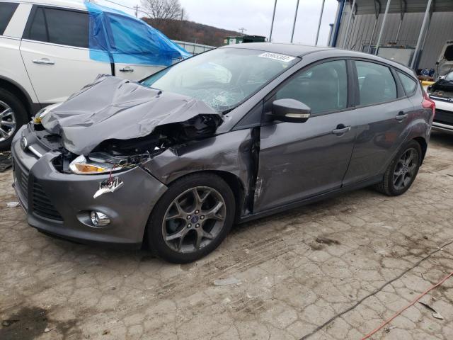 FORD FOCUS SE 2013 مع رقم تعريف المركبة 1FADP3K2XDL175976 - صورة من المزاد