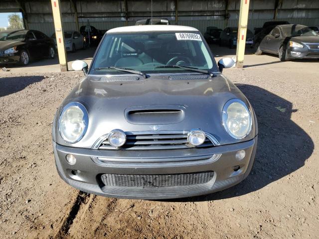 Photo 5 from auction – 2004 MINI COOPER S with VIN WMWRE33404TD83922