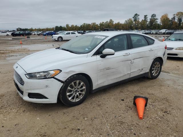 FORD FUSION S 2015 with VIN 3FA6P0G77FR304627 - Photo from auction