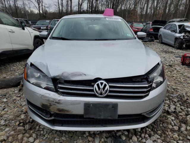 Photo 5 from auction – 2013 VOLKSWAGEN PASSAT S with VIN 1VWAP7A34DC133539