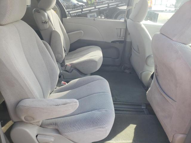 Photo 11 from auction – 2011 TOYOTA SIENNA LE with VIN 5TDKK3DC5BS138951