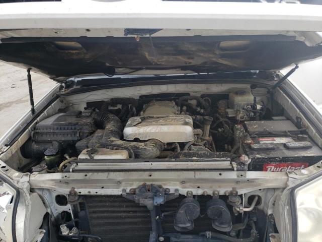 Photo 12 from auction – 2004 TOYOTA 4RUNNER SR with VIN JTEBT14RX40045379