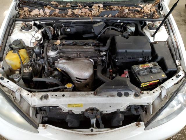 Photo 11 from auction – 2004 TOYOTA CAMRY LE with VIN JTDBE32K840273882