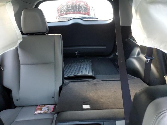 Photo 10 from auction – 2016 TOYOTA RAV4 HV LI with VIN JTMDJREV7GD016643