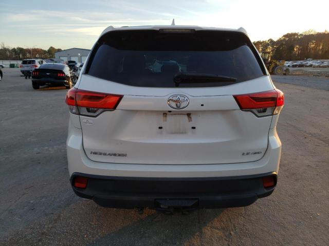 Photo 6 from auction – 2017 TOYOTA HIGHLANDER with VIN 5TDBZRFH3HS470841