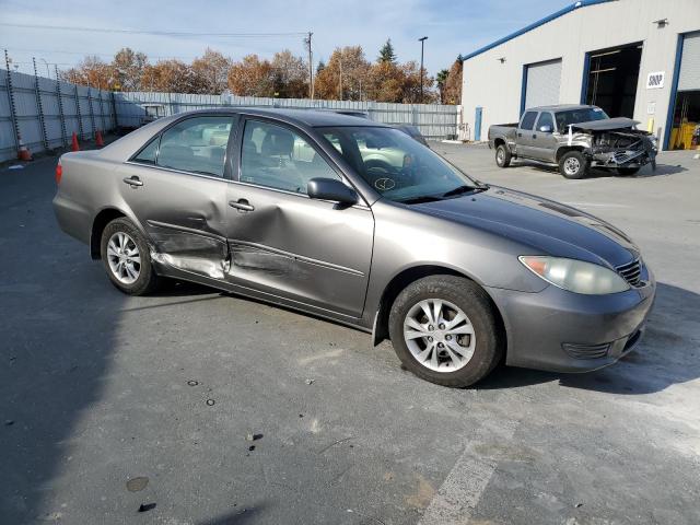 Photo 4 from auction – 2005 TOYOTA CAMRY LE with VIN 4T1BF30K05U591839