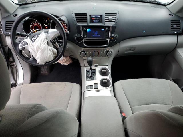 Photo 8 from auction – 2013 TOYOTA HIGHLANDER with VIN 5TDBK3EH0DS183292