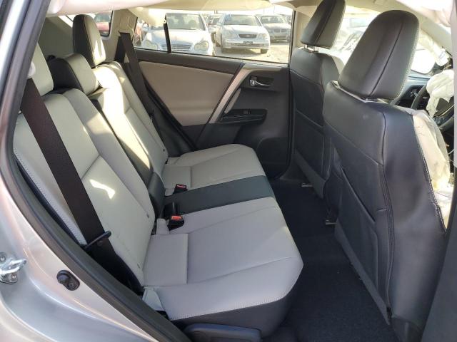Photo 10 from auction – 2017 TOYOTA RAV4 LIMIT with VIN 2T3YFREV4HW325655