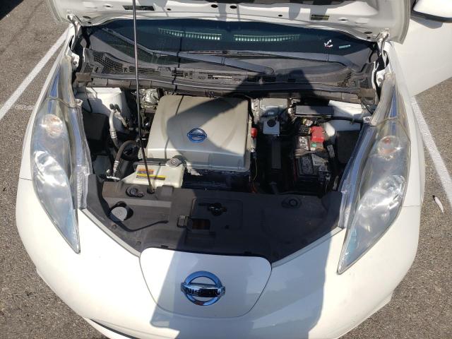 Photo 11 from auction – 2015 NISSAN LEAF S with VIN 1N4AZ0CPXFC314870