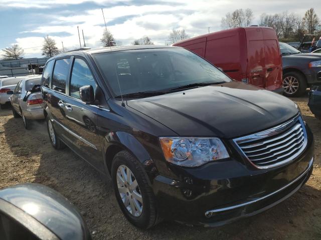 Photo 4 from auction – 2016 CHRYSLER TOWN & COU with VIN 2C4RC1BG6GR112820