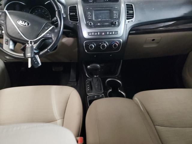 Photo 8 from auction – 2014 KIA SORENTO LX with VIN 5XYKTDA61EG531932