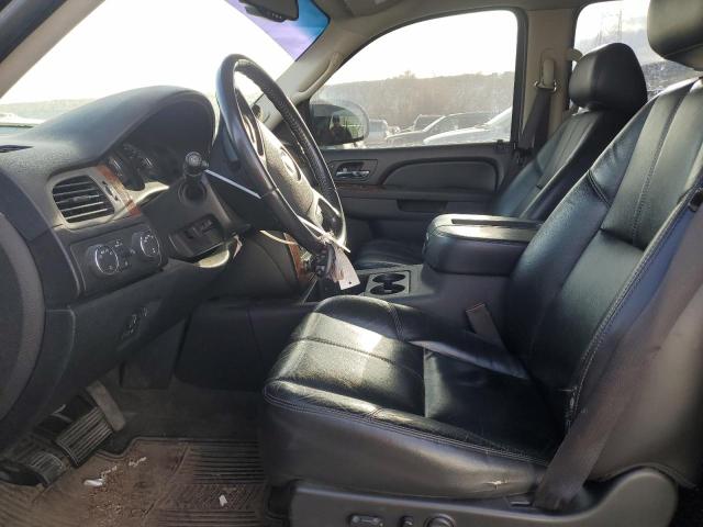 Photo 7 from auction – 2010 CHEVROLET SUBURBAN K with VIN 1GNZKMEG2AR129571