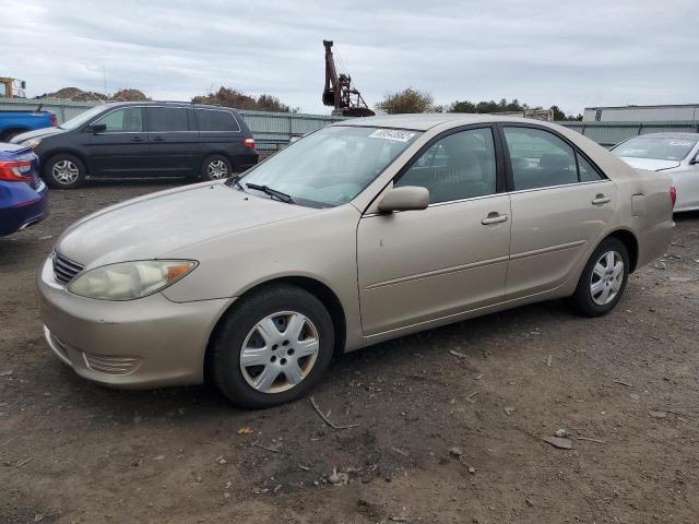 TOYOTA CAMRY 2006 with VIN 4T1BE32K66U119033 - Photo from auction